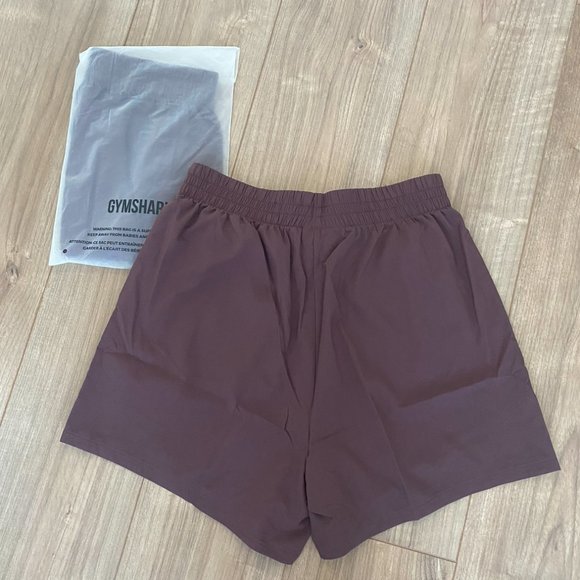 Brand new Gymshark WOVEN POCKET SHORTS - Chocolate Brown - Picture 2 of 10